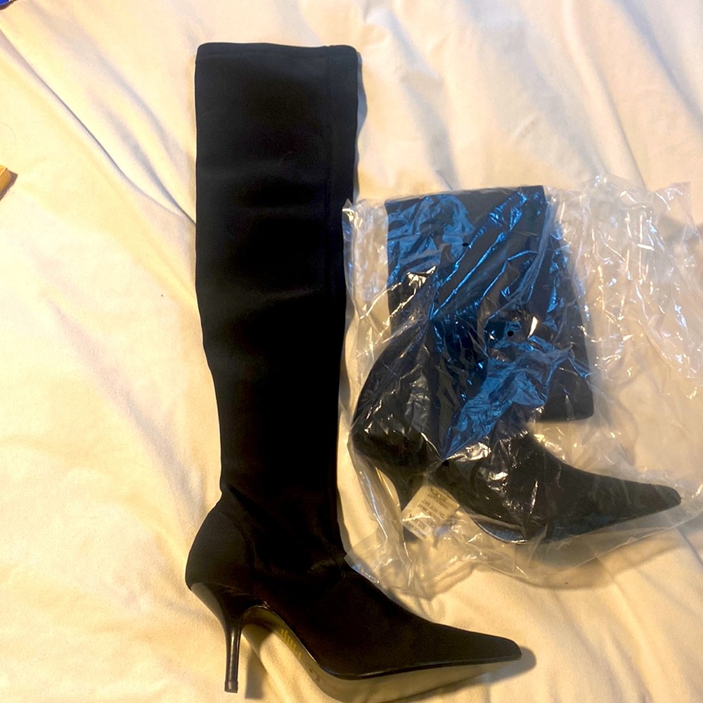 PAZZO Black Heeled Boots
